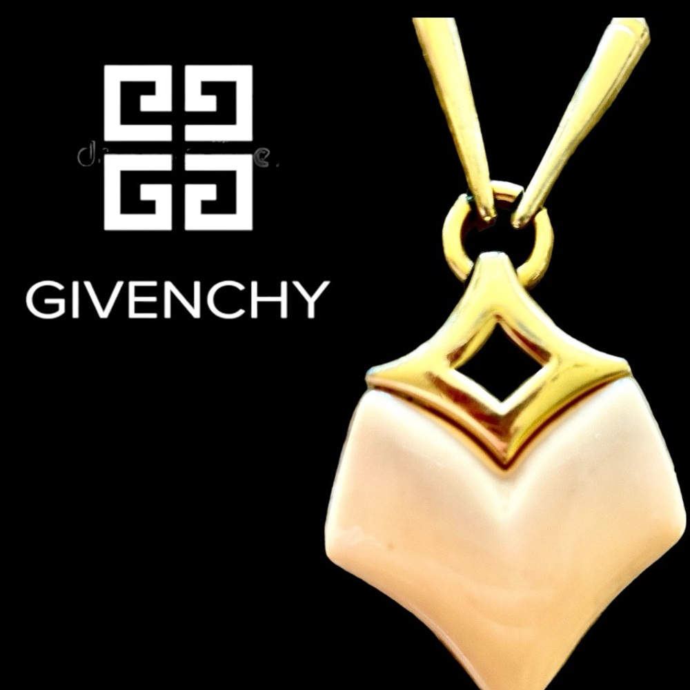 GIVENCHY Large Heart 14” Gold Plated Necklace